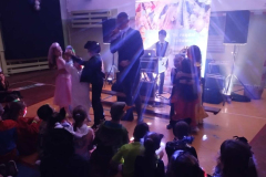 b933deec-19c5-4e20-9c4b-653032bc020d